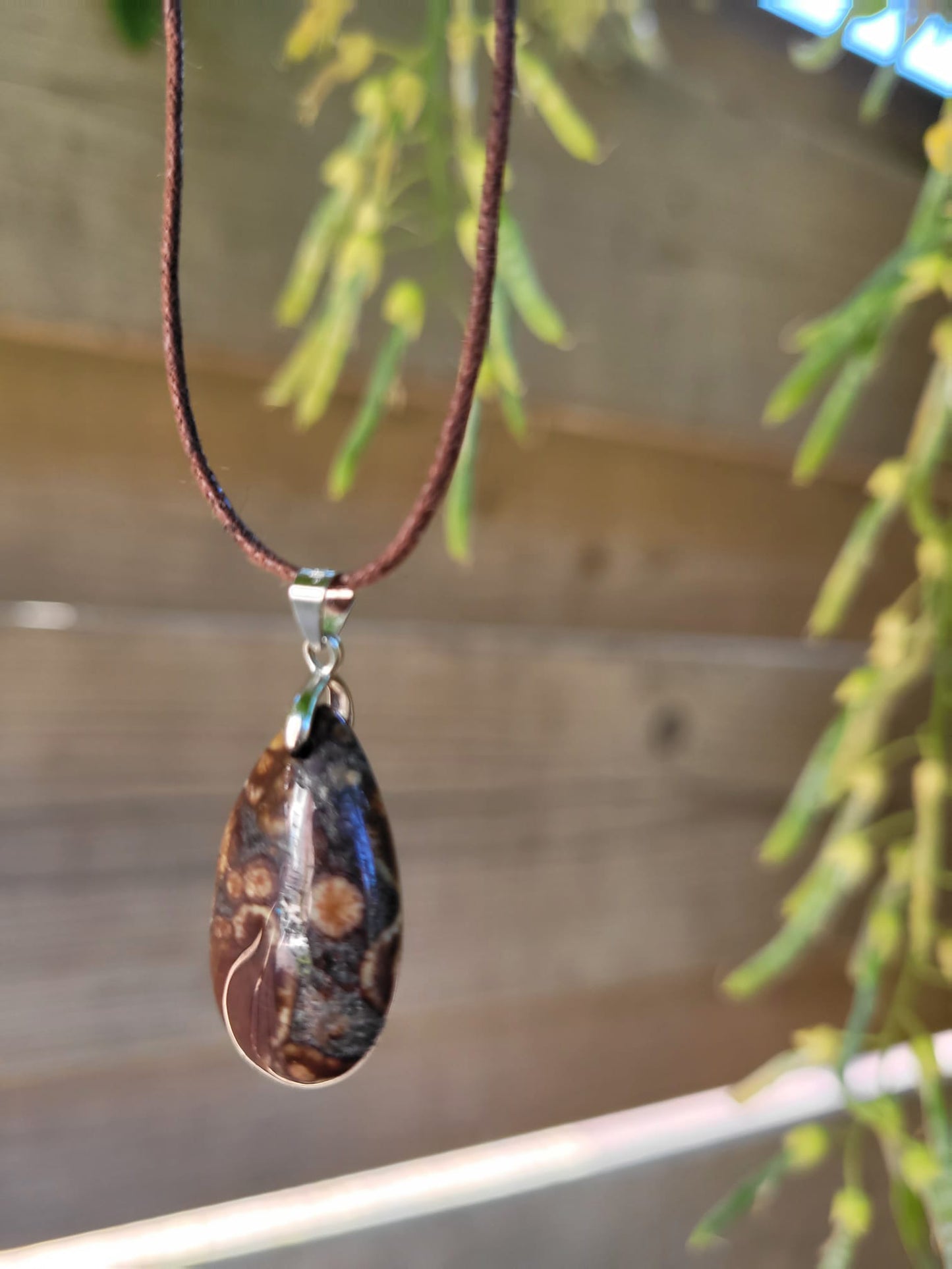 Angel with coding: Grounding - Red Jasper 35 mm