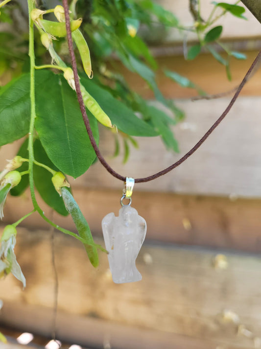 Rock crystal: Angel pendant for powerful cleansing